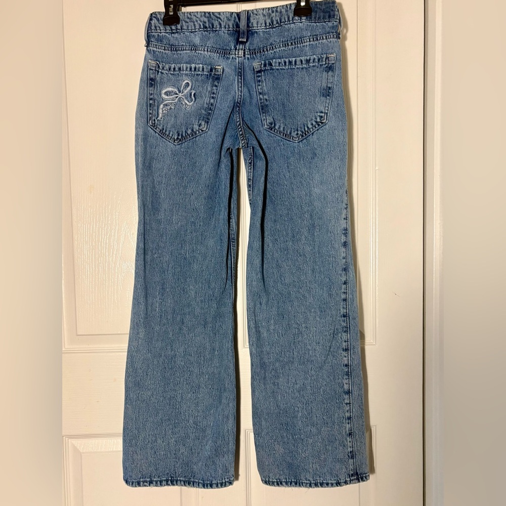 Hollister Low Rise Baggy Jeans - Picture 3 of 7